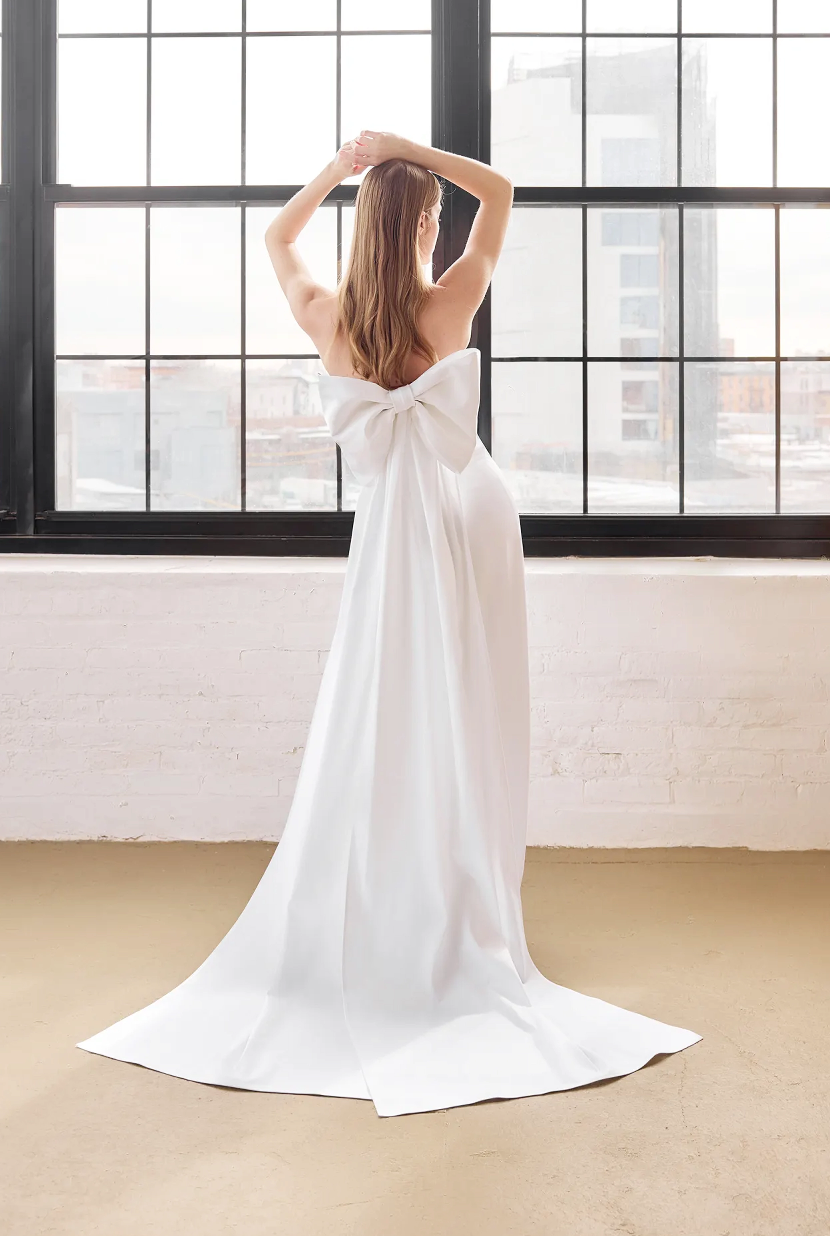Nino Liani fashion campaign image